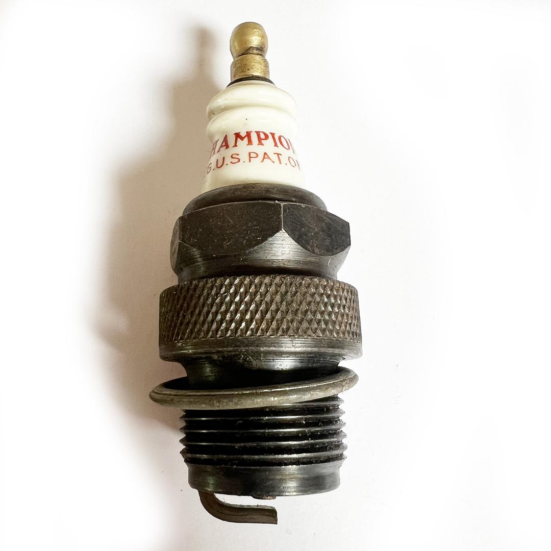 Champion Spark Plug 0 COM 0COM - The Green Spark Plug Automotive product