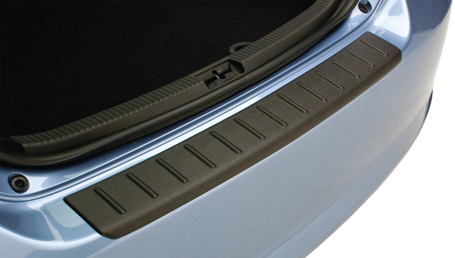 AVS 1534001 Rear Bumper Protection | OE Style, Black,Fits 2014 - 2019 Toyota Highlander - High quality product image showing AVS 1534001 Rear Bumper Protection | OE Style, Black,Fits 2014 - 2019 Toyota Highlander details and features