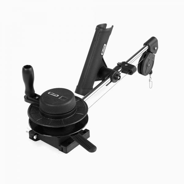 SCOTTY 1050 Depthmaster Manual Downrigger with Rod Holder - Black