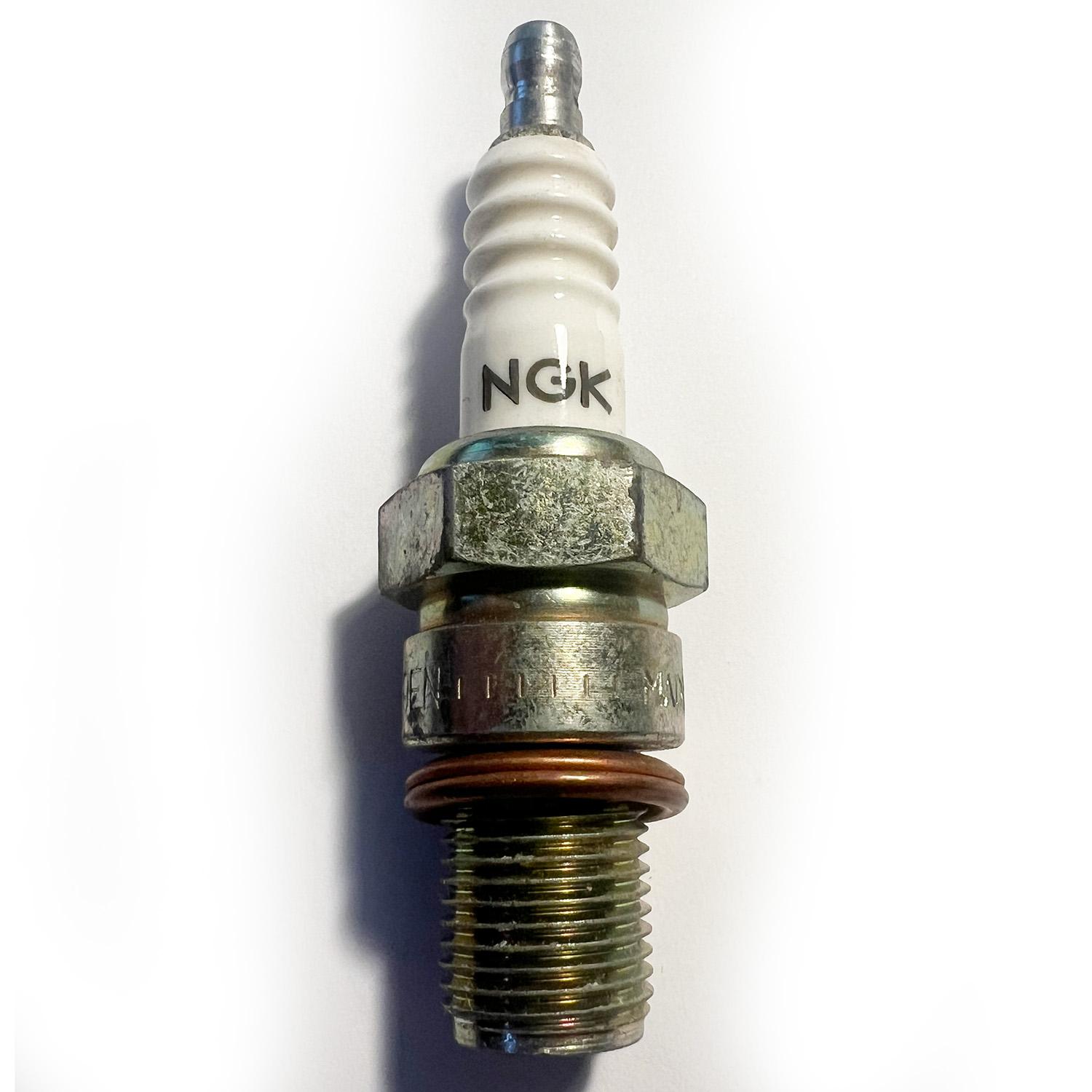 NGK Spark Plug B9EN - High quality product image showing NGK Spark Plug B9EN details and features NGK Spark Plug B9EN - High quality product image showing NGK Spark Plug B9EN details and features