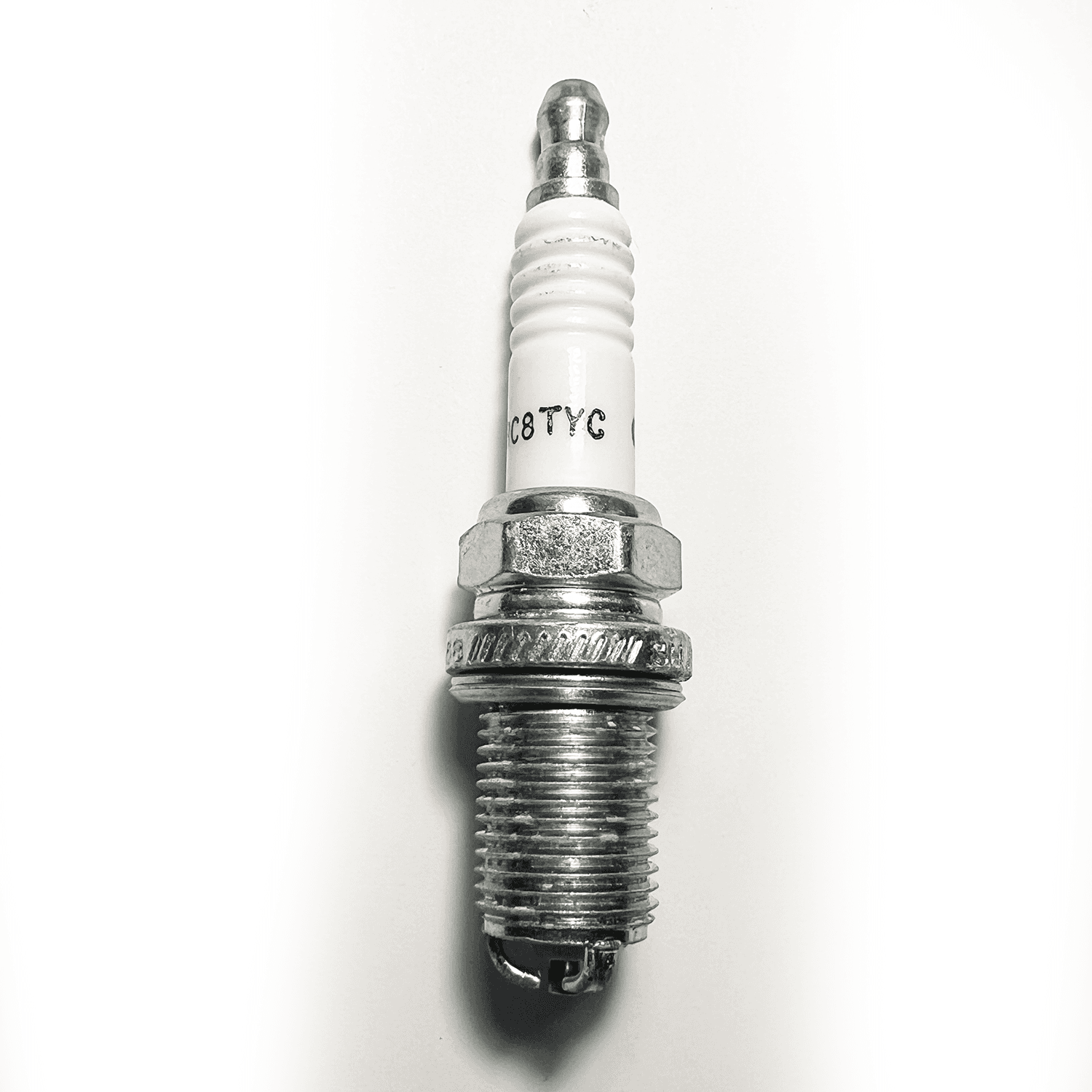 Champion RC8TYC Spark Plug Copper Plus - High quality product image showing Champion RC8TYC Spark Plug Copper Plus details and features Champion RC8TYC Spark Plug Copper Plus - High quality product image showing Champion RC8TYC Spark Plug Copper Plus details and features